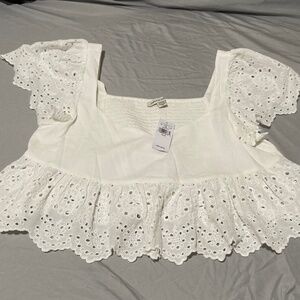 NWT American Eagle White Eyelet Smocked Cropped Top - Size Medium